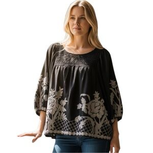 Hazel Anthropologie Gray Floral Embroidery Crochet Detail Black Top Size L